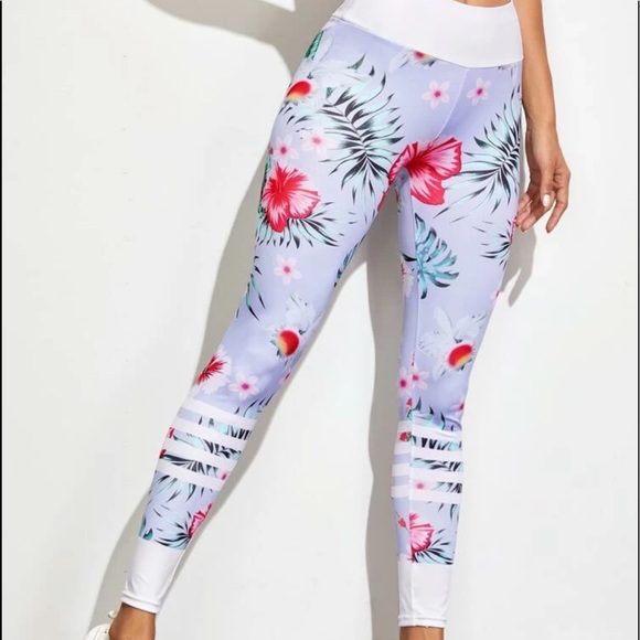 🆕Floral & Striped Sports Leggings 🆕 - Picture 5 of 5